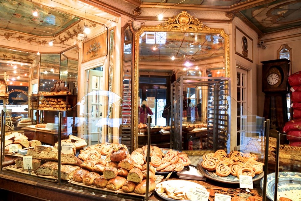 bakery Paris baguette croissant du pain et des croissants